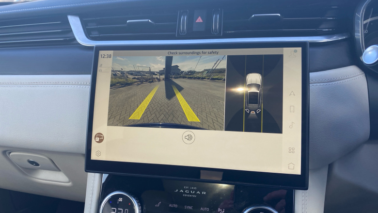 Jaguar F-Pace 2.0 D200 R-Dynamic Black 5dr Auto AWD Diesel Estate